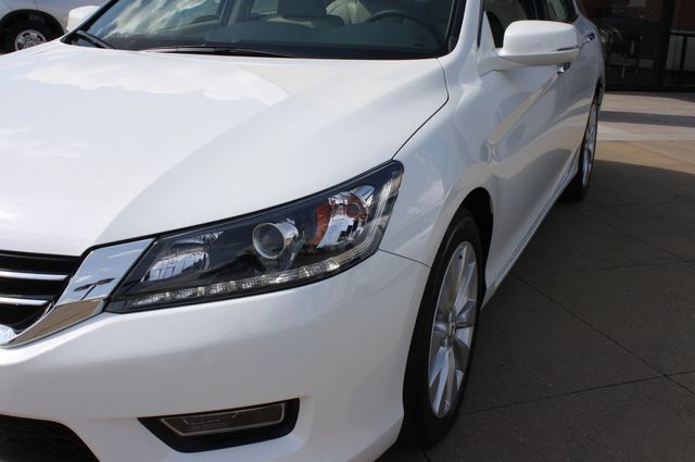 Honda Accord 2013 - Ảnh 8